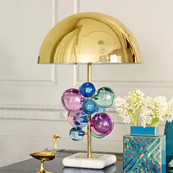 Дизайнерская настольная лампа в скандинавском стиле, красочный хрусталь рядом с лампой для украшения спальни, кабинета, гостиной, лампа с мраморным основанием