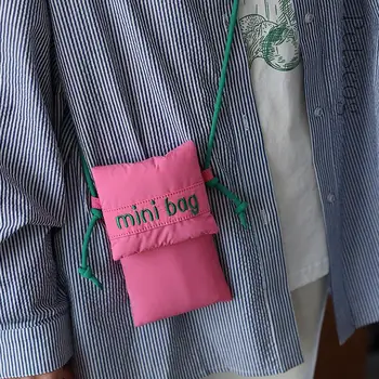 Новые мини-сумки в корейском стиле для леди, милые сумки-органайзеры для телефона, наушников из нейлоновой ткани, мешочек для монет, розово-красные, зеленые сумки для хранения