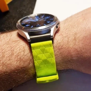 Силиконовый ремешок 20-22 мм для Samsung Galaxy Watch 6 5 4 Classic Pro 47 46 45 44 40 мм, спортивный браслет с футбольным рисунком, двухцветный браслет